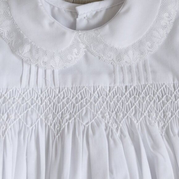 White Smocked Heirloom Romper Special Occasion PinTucks Lace First Portraits NWT - Picture 3 of 6